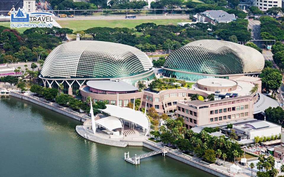 du-lich-singapore-nha-hat-esplanade