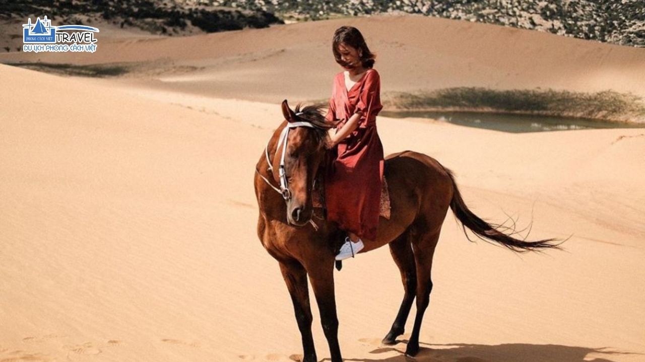 cuoi-ngua-bau-trang-u&me