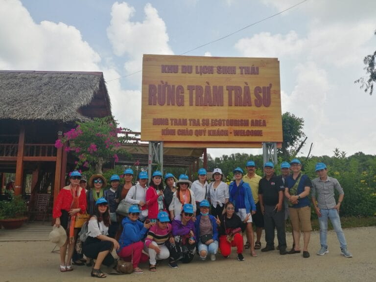 TOUR DU LỊCH KHÁCH ĐOÀN BÀ LỤA – TRÀ SƯ 2N2Đ