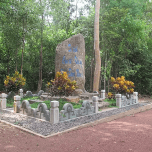 TOUR VỀ NGUỒN CHIẾN KHU D - ĐẢO Ó - ĐỒNG TRƯỜNG 1 NGÀY