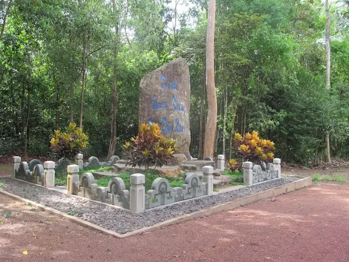 TOUR VỀ NGUỒN CHIẾN KHU D – ĐẢO Ó – ĐỒNG TRƯỜNG 1 NGÀY - SGVN-007