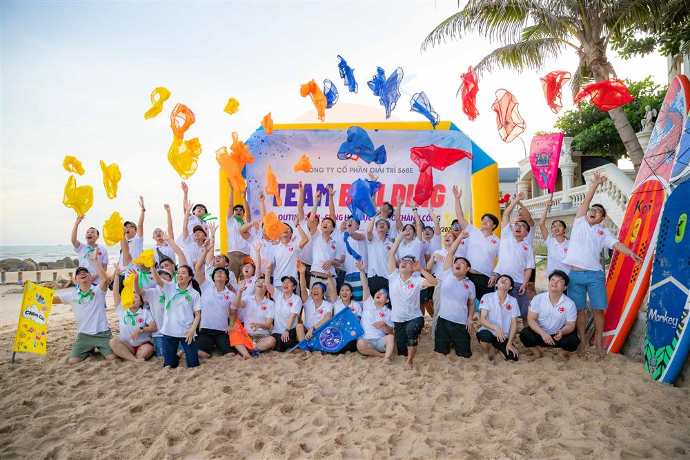 Vietrek Travel phát triển chương trình team building gắn với hoạt động khám phá thiên nhiên