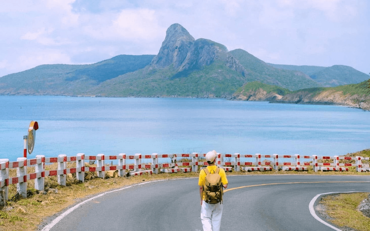 Di chuyển đến Đỉnh Tình Yêu Côn Đảo bằng xe máy