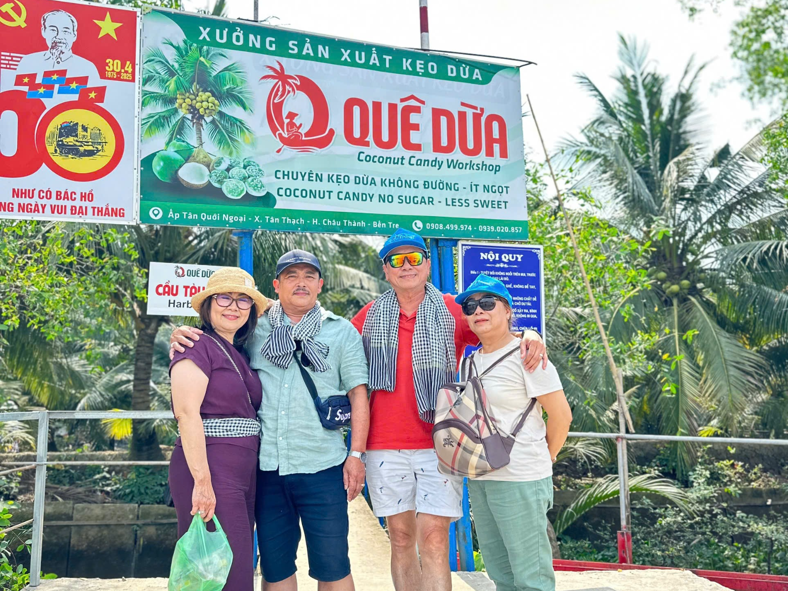 Tham quan cơ sở sản xuất kẹo dừa tại Bến Tre