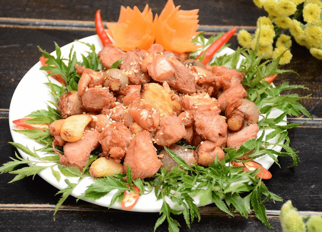 Bê chao Mộc Châu giòn bì mềm thịt rắc vừng thơm ngon đặc sản