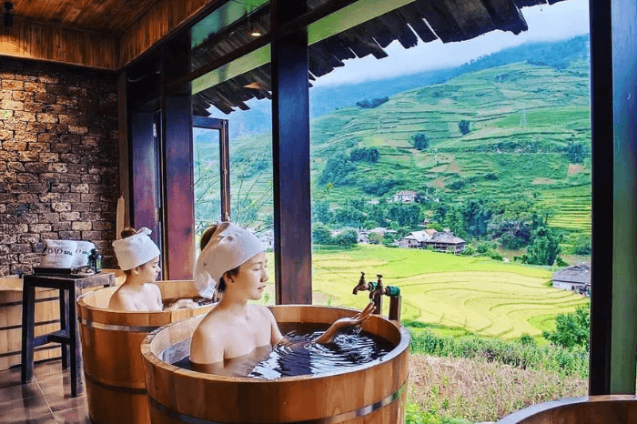 Tắm lá thuốc người Dao đỏ ngắm ruộng bậc thang Tả Phìn Sapa
