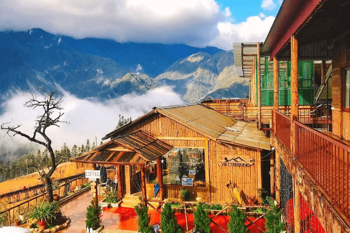 Quán cà phê homestay nhà gỗ ngắm biển mây bồng bềnh tại Tà Xùa