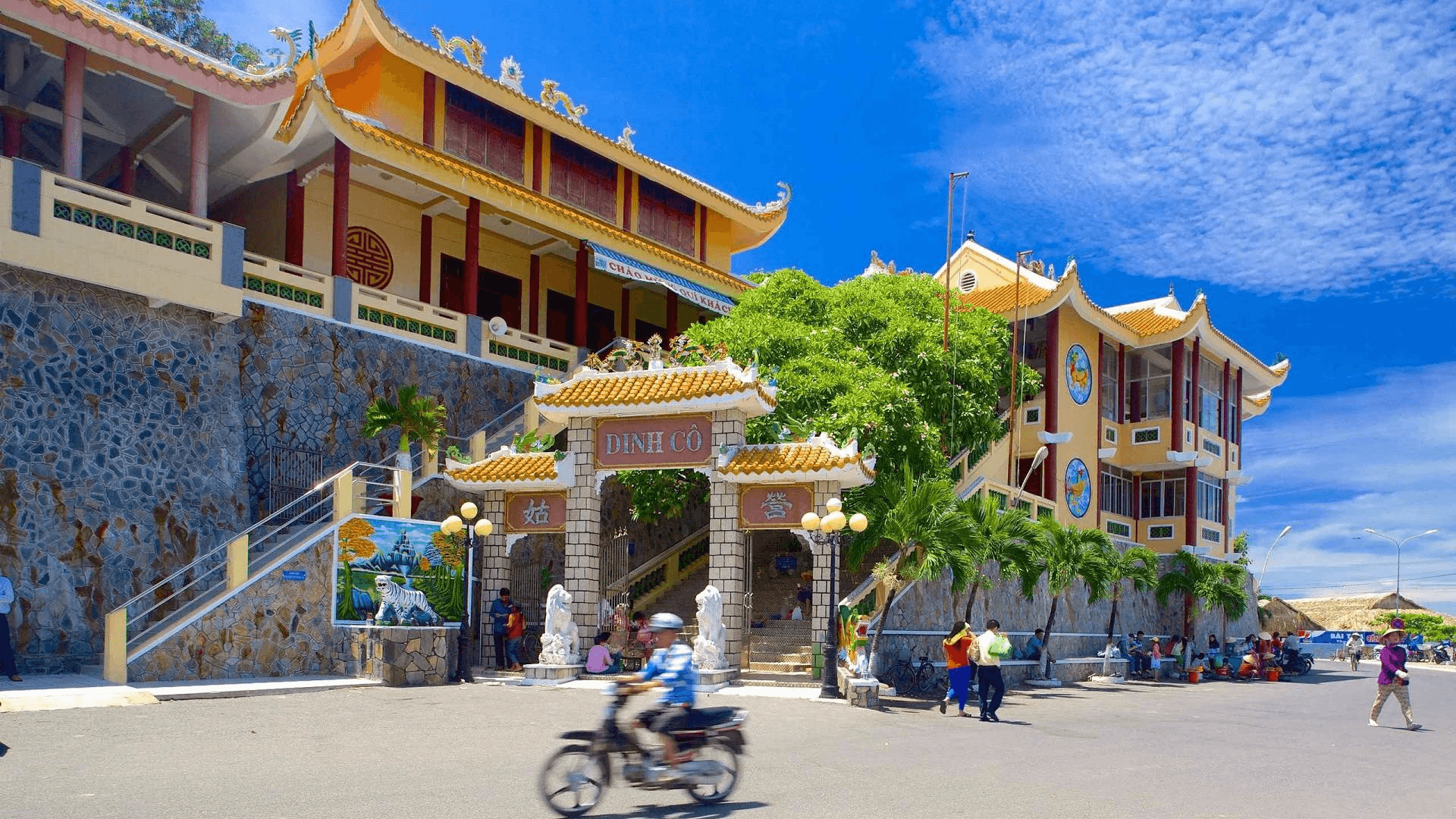 Dinh Cô là một địa điểm tín ngưỡng nổi tiếng tại Long Hải