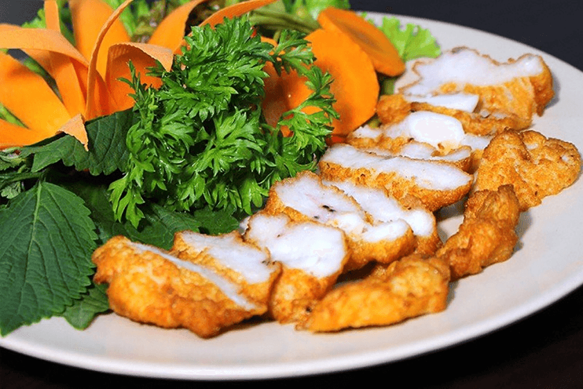 Chả mực Hạ Long chiên vàng giòn sần sật đặc sản trứ danh Quảng Ninh